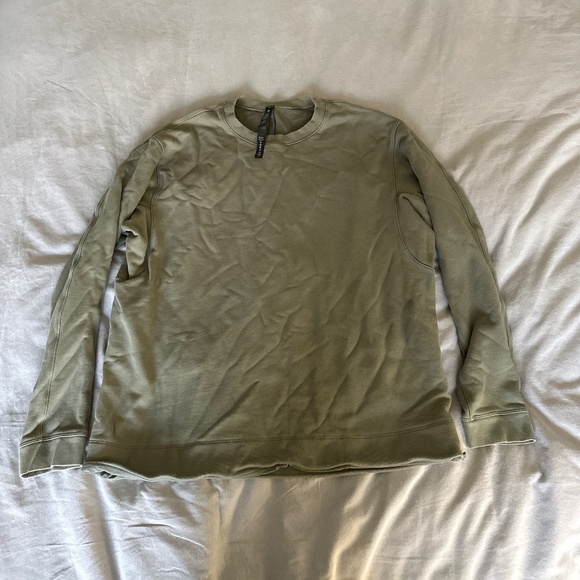 Lululemon Sweatshirt - Picture 1 of 4